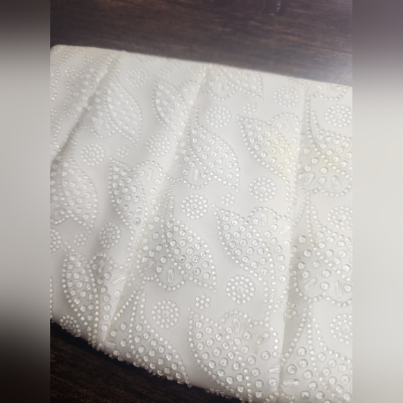 Vintage Ivory Beaded  bridal evening clutch - Picture 2 of 12